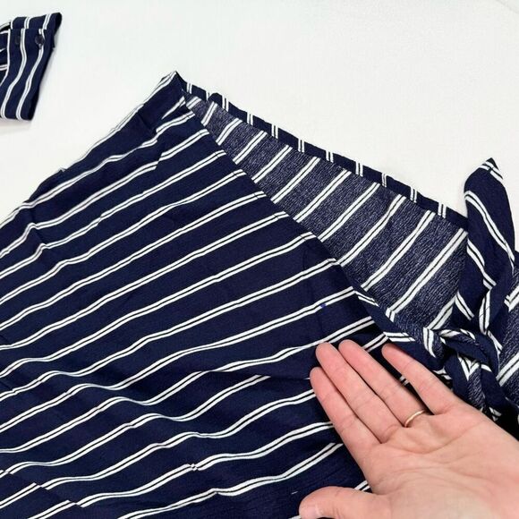 Mix By 41Hawthorn Top Womens 2X Blue Striped V-Neck Tie-Front NWT Nautical Flowy - Picture 3 of 10